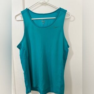 Used men’s Medium Nike Dri-fit tank top
